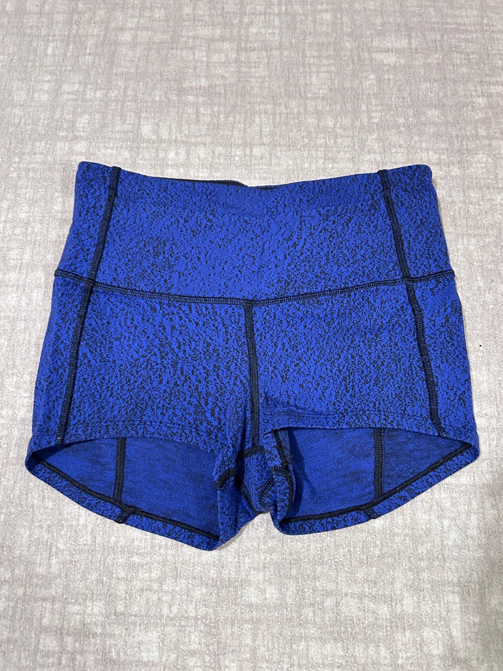 Lululemon Women's Size 2 Blue Black Base Pace Tight Shorts Biker